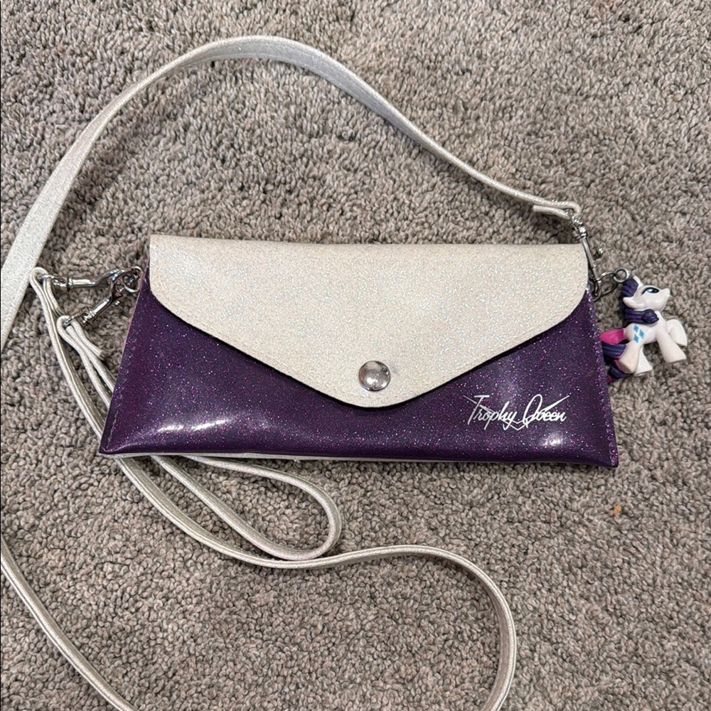 Trophy Queen crossbody purse